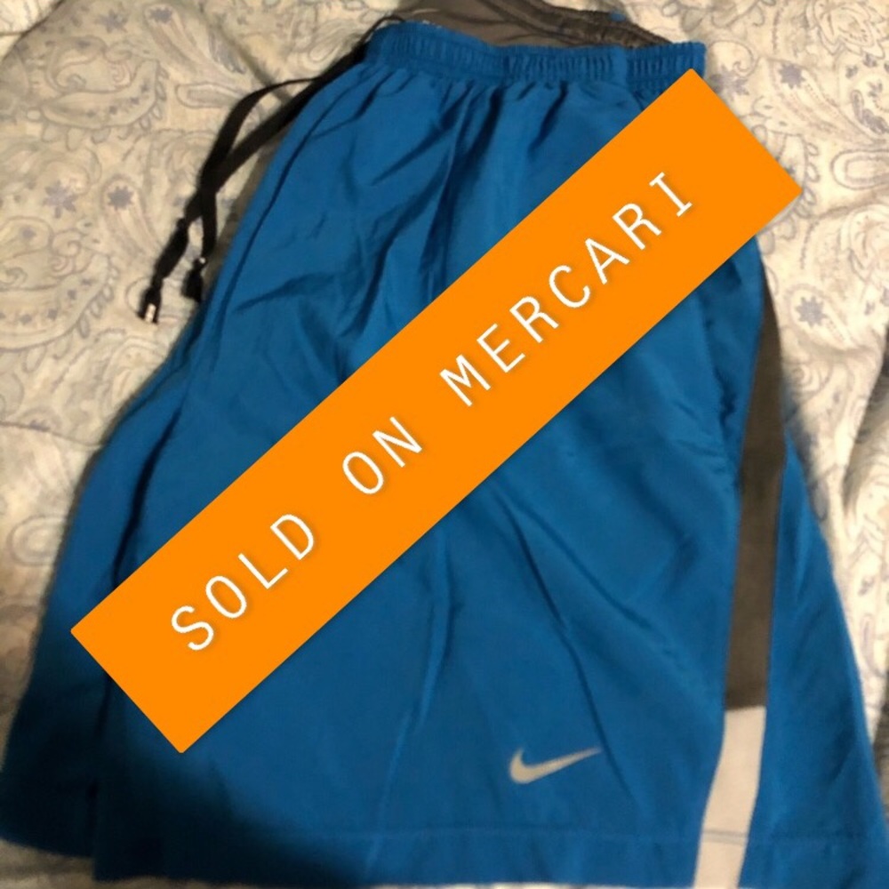 Men’s running shorts